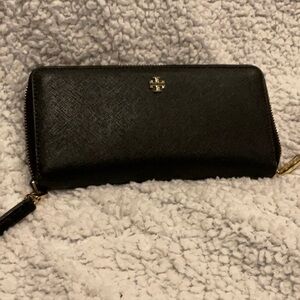 Tory Burch wristlet black wallet